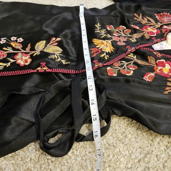 Lilith Embroidered Wrap Midi-Dress - Picture 13 of 16